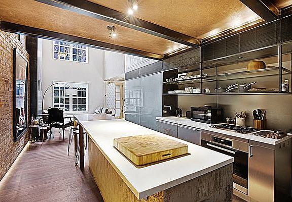 5th image of 454 W 20th St