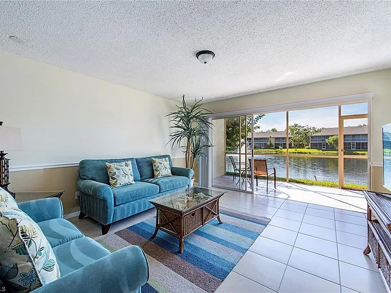 1290 Yesica Ann Cir #G-105 — Photo 2