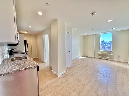 249 S 49th St Photo 1