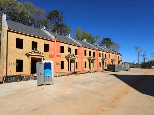 1027 E Glenn Ave #102, Auburn, AL 36830