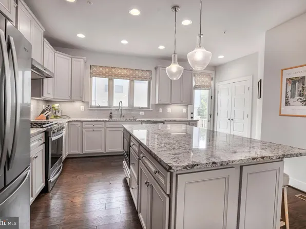 5140 Longstone Way, Rockville, MD 20852