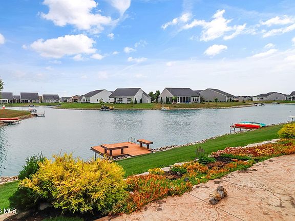 3rd image of 3812 Windward Dr