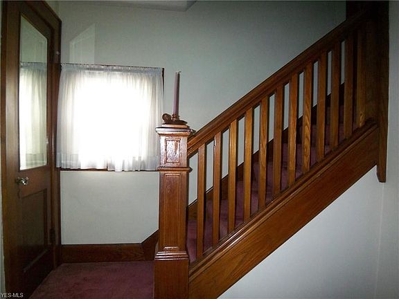 4th image of 3300 Hemlock St