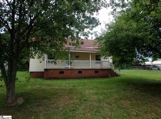 8 21st St, Greer, SC 29651