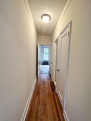 4th image of 348 W 45th St APT 4C