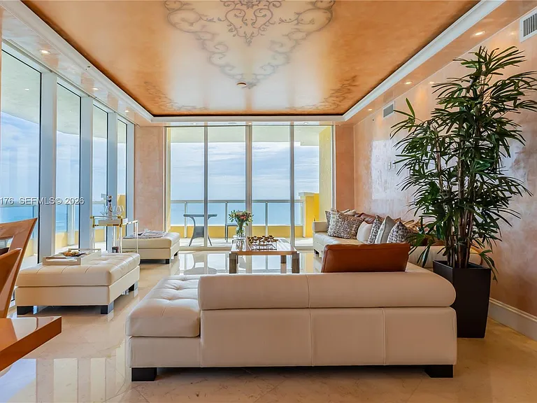 17875 Collins Ave #4001 — Photo 2