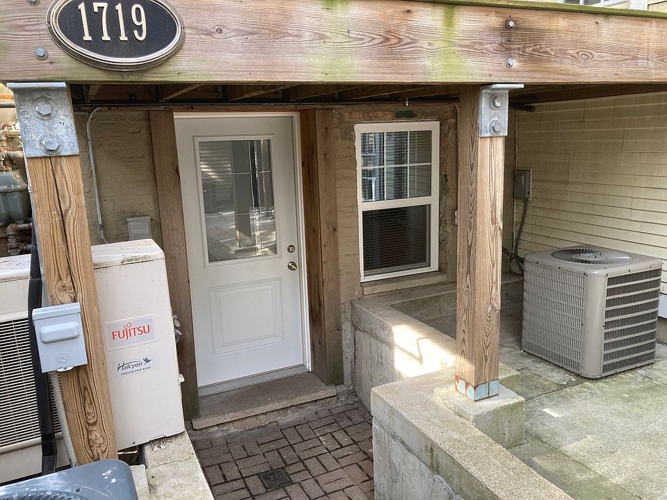 1st image of 1719 W Barry Ave APT Chg