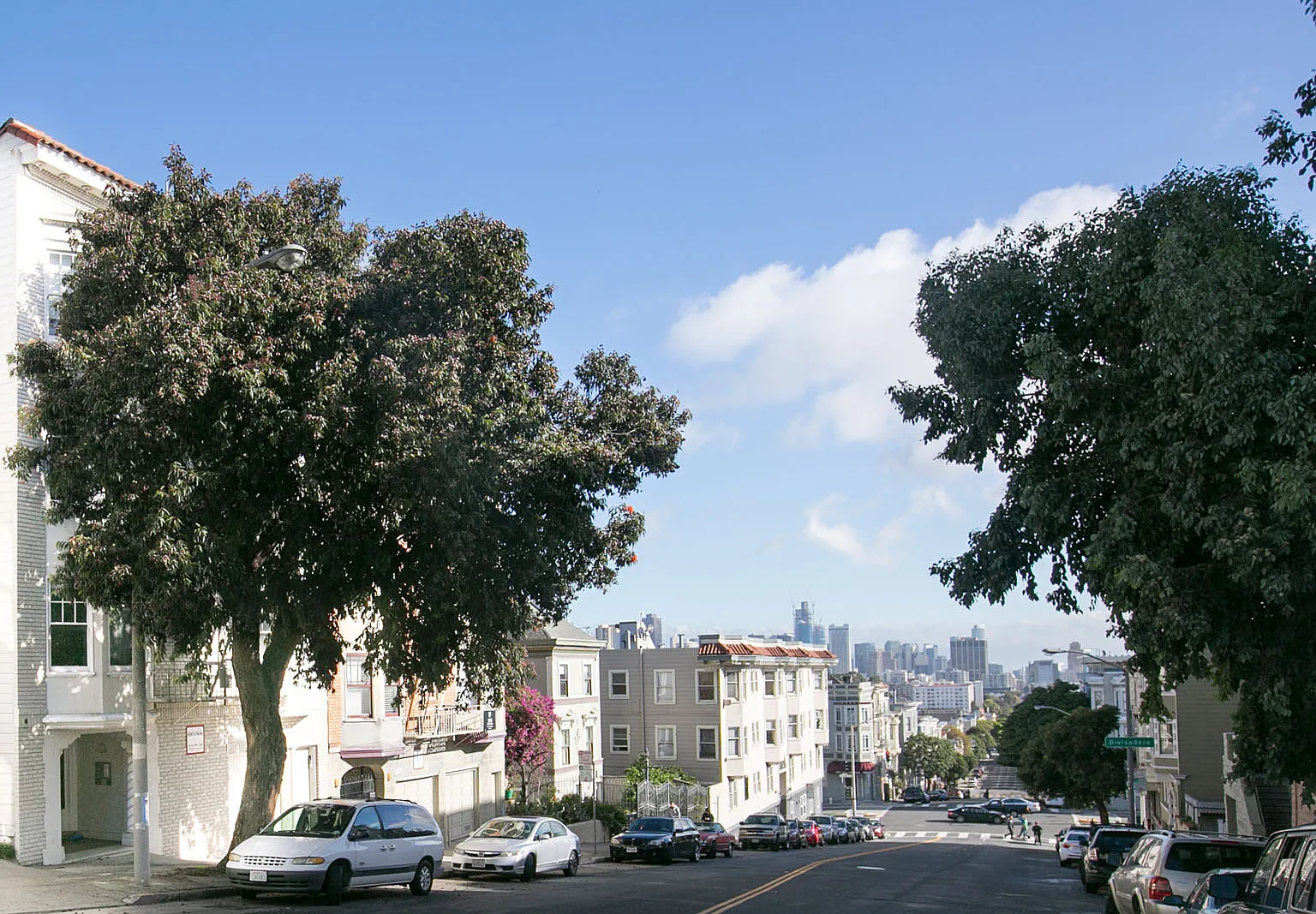1760 Golden Gate — Photo 4