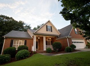 122 Palmetto Hall Dr, Lexington, SC 29072