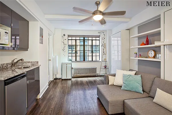 Sold by MEIER | media 9