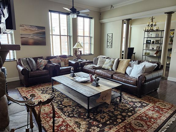 5th image of 216 Putnam St #200