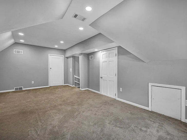 1617 W Barker Ave — Photo 33
