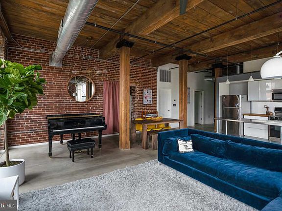 3rd image of 1714 Memphis St APT 203