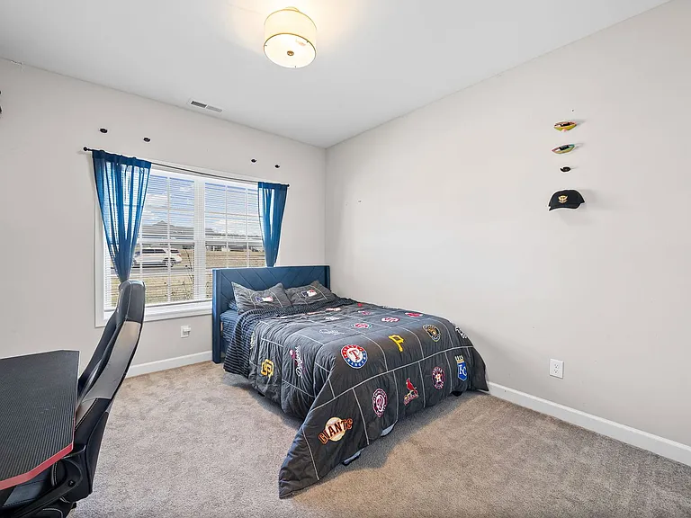 1819 Lexington Ave — Photo 22