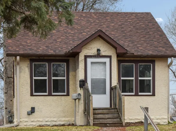 2155 Reaney Ave E, Saint Paul, MN 55119
