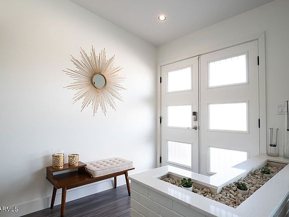 4th image of 3711 E Glenrosa Ave