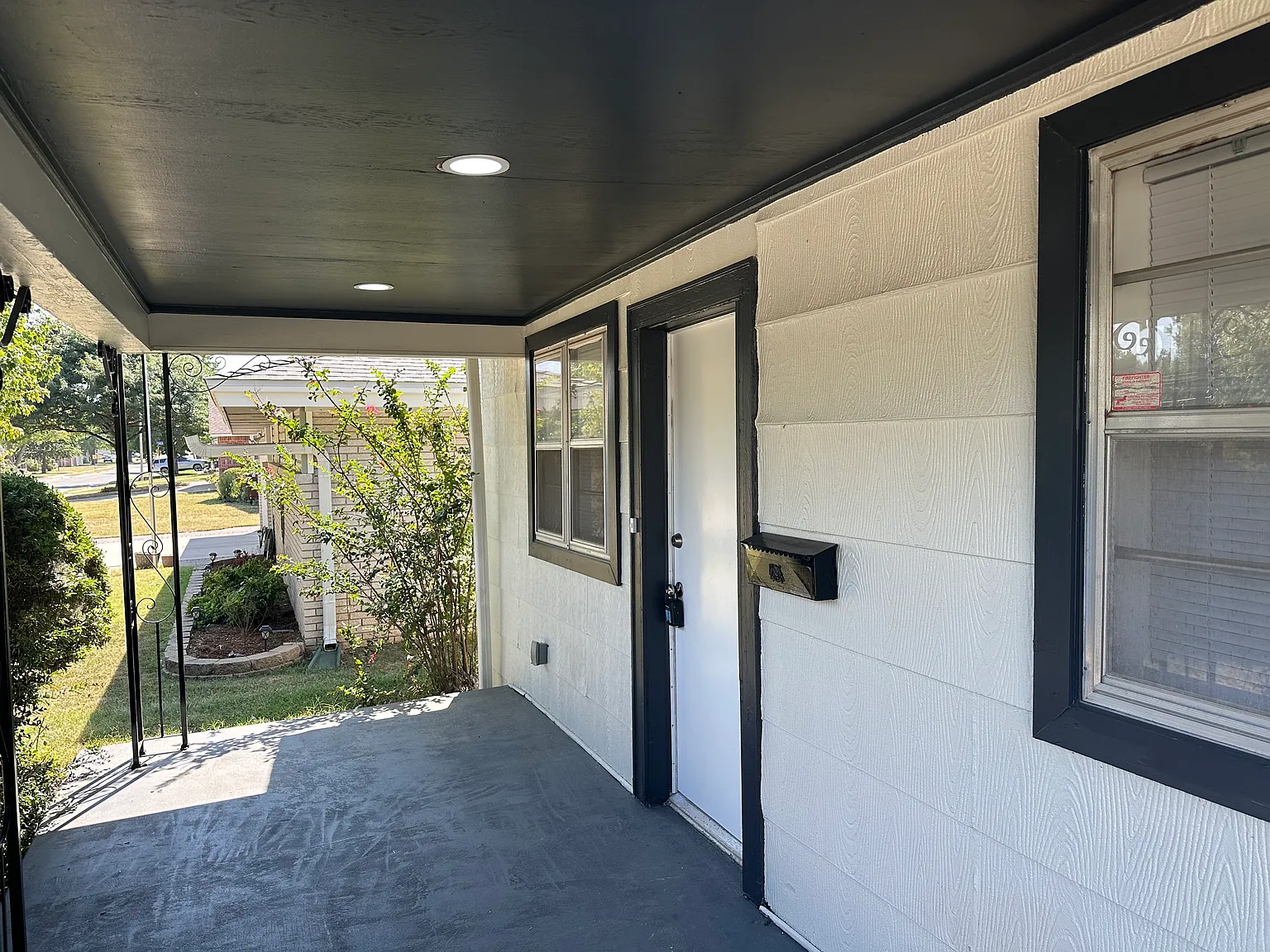 2 bed, 832 sqft, $1,225 — Photo 2