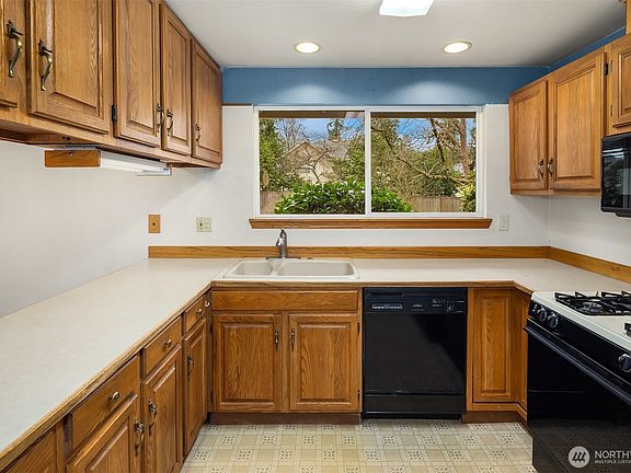 5th image of 4908 NE 24th Street