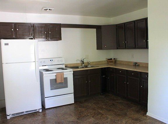 2nd image of 904 Southmoor Dr