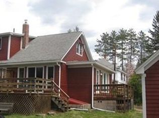 185 Pelham Rd, Amherst, MA 01002