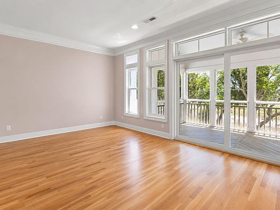 5th image of 1551 Sea Palms Cres
