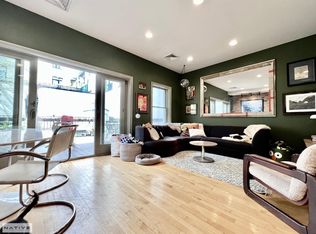 31 Greenpoint Ave APT 1, Brooklyn, NY 11222
