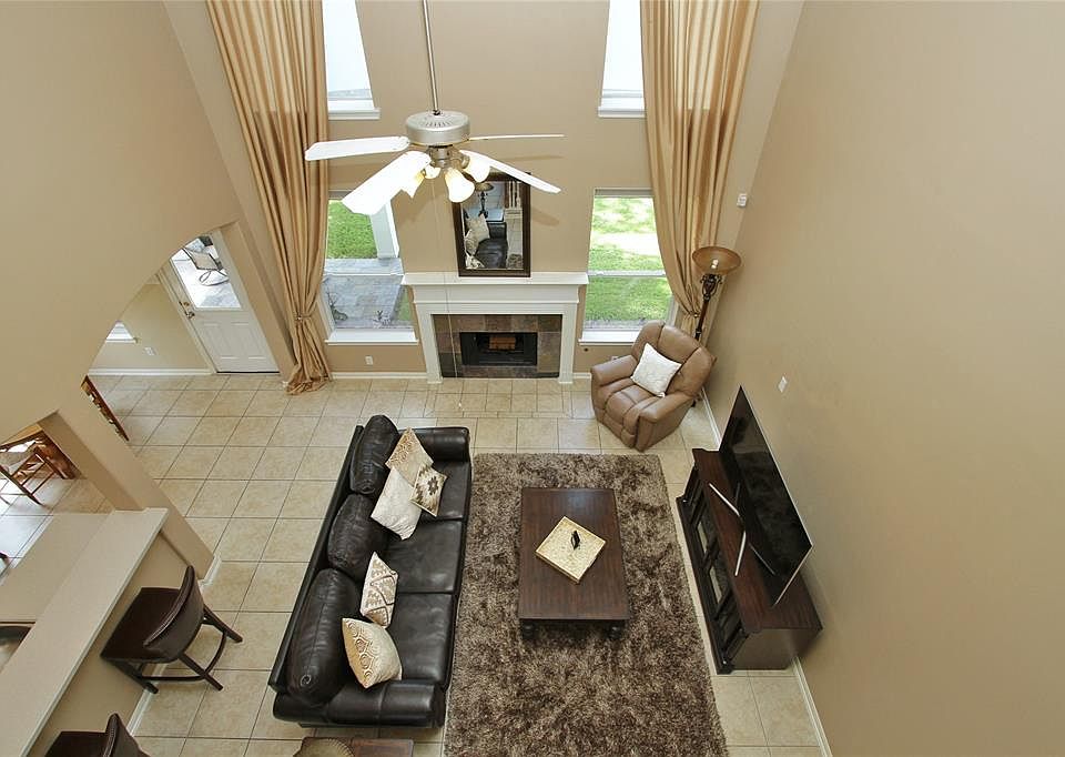 1st image of 12322 Yukon Valley Ln