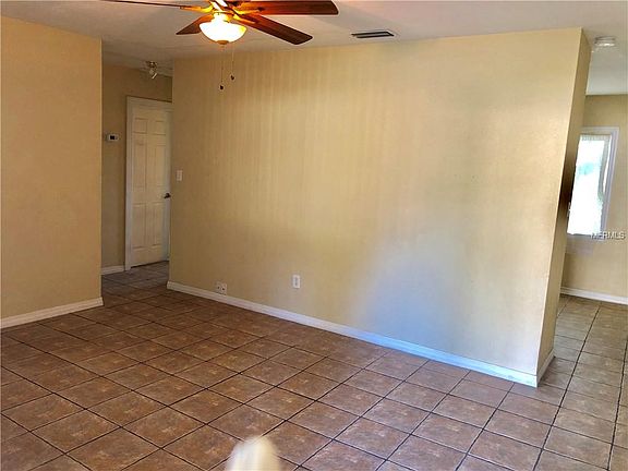 4th image of 3606 W Bay Ave