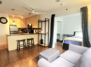 819 Hamilton St #1205, Vancouver, BC V6B6M2