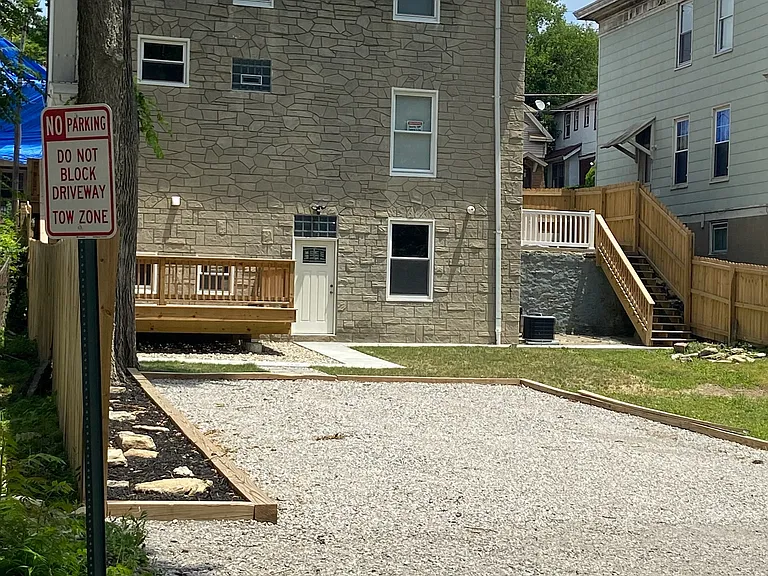 3467 Vine St — Photo 24
