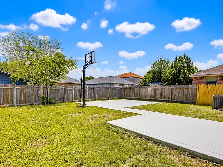 9616 Kennebec Way — Photo 18