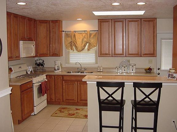 4th image of 7125 Galewood St