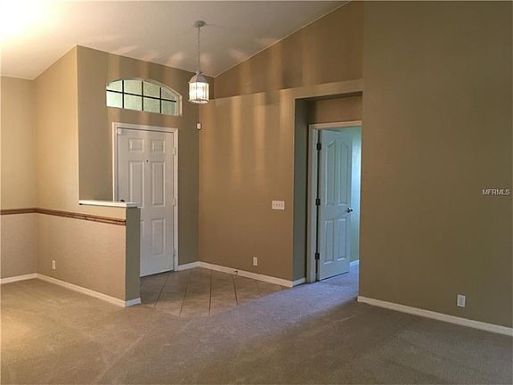 3rd image of 2702 Heatherwood Dr