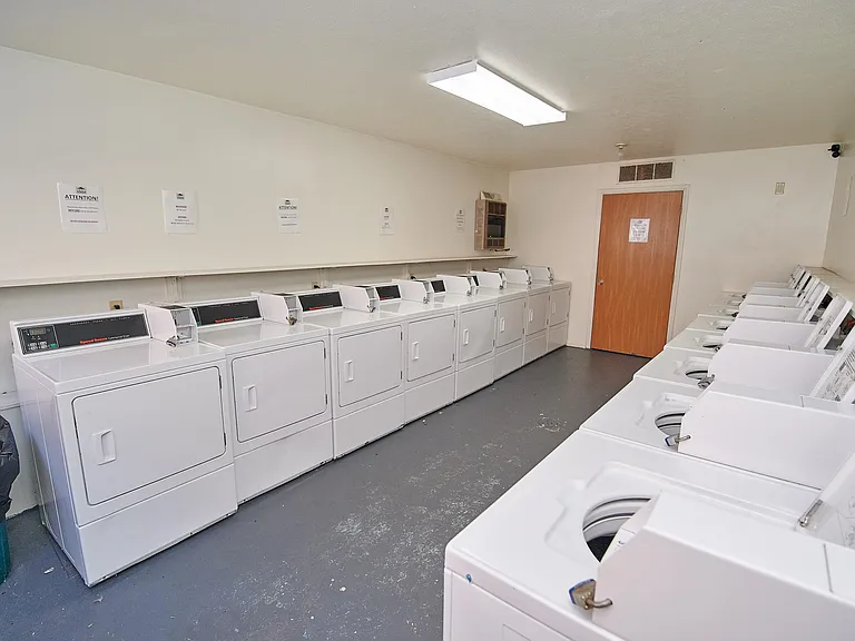 Crimson Hawk Student Housing — Photo 49