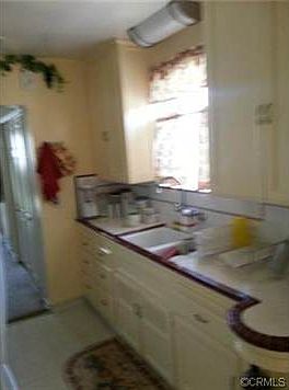 5th image of 2911 W 82nd Pl