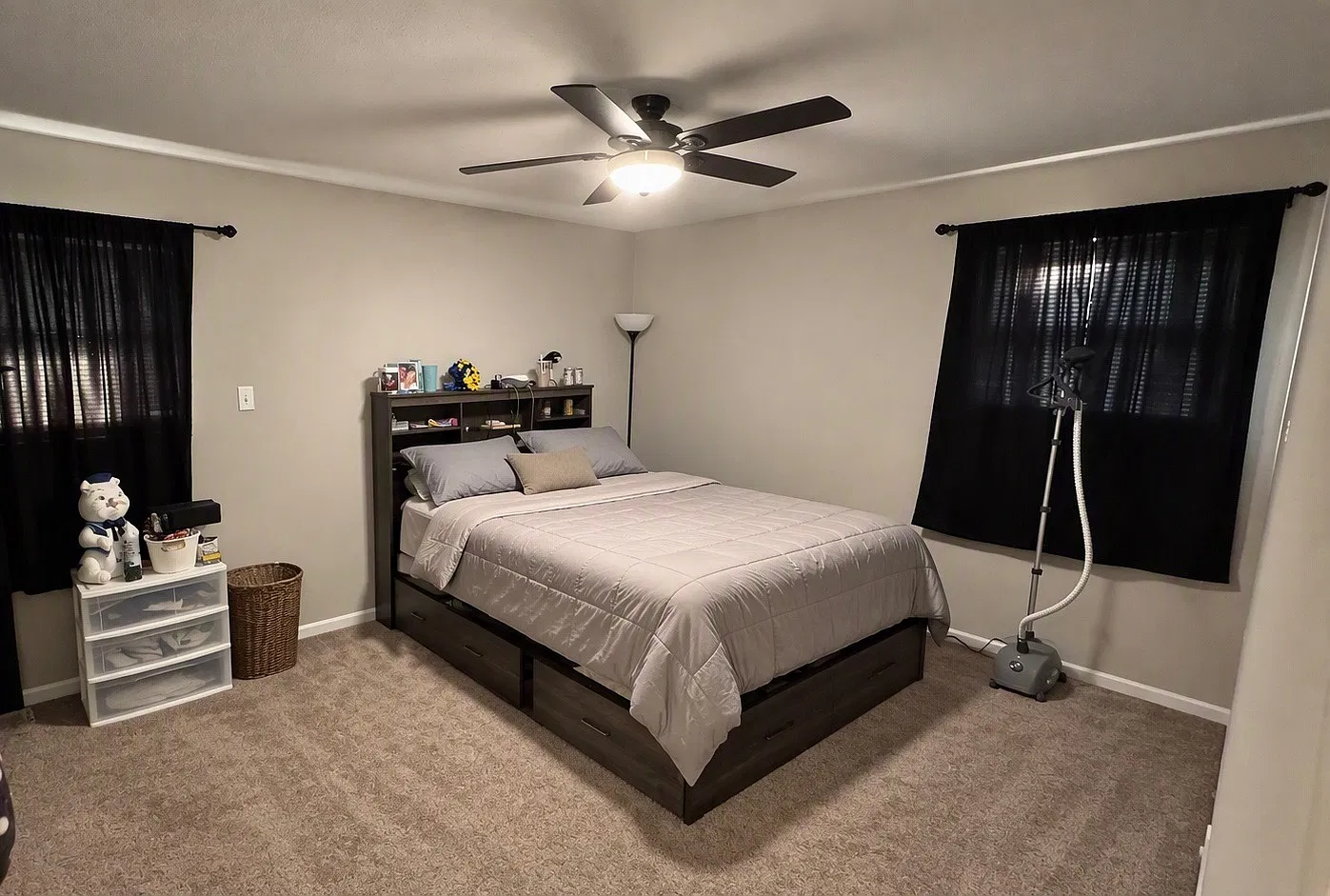 3 bed, 1.5 bath, 1261 sqft, $1,595 — Photo 1