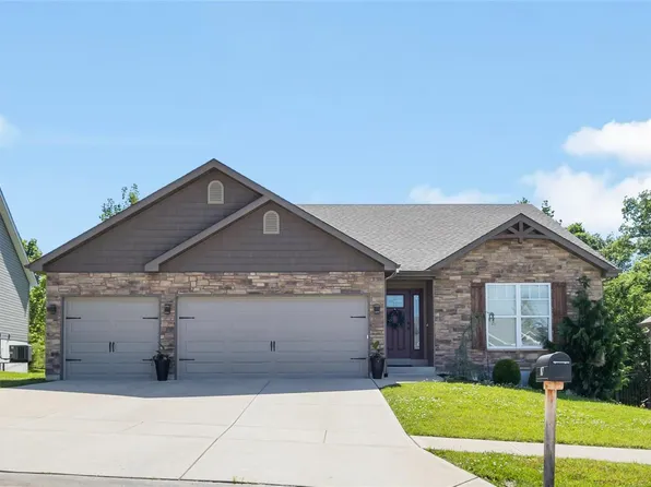 117 Regency Ct, Herculaneum, MO 63048
