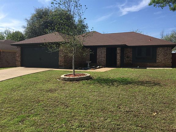 2nd image of 741 Parkview Dr