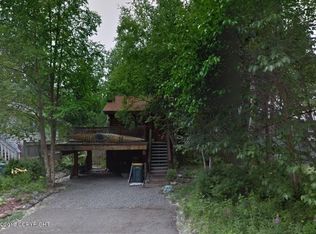 8056 Endicott St, Anchorage, AK 99502