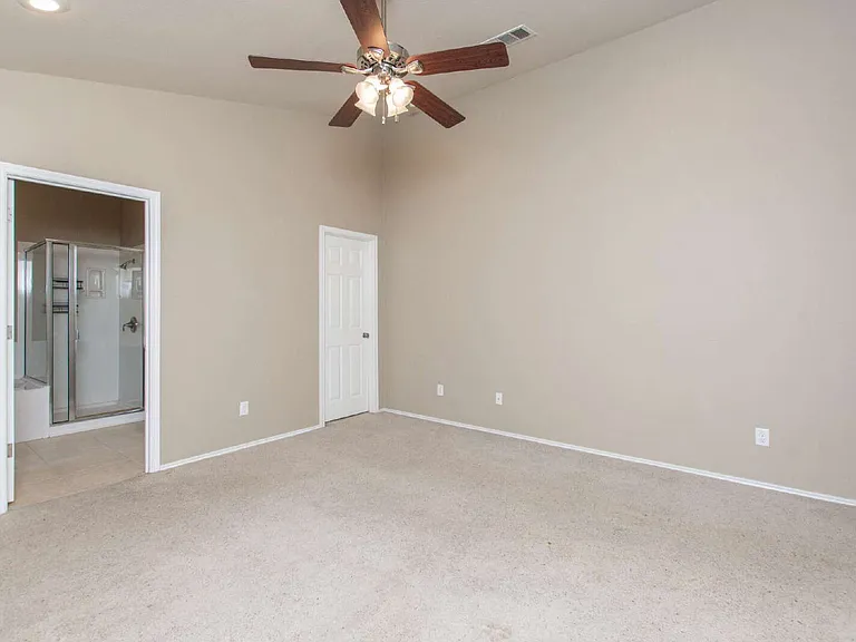 409 Rowdy Dr — Photo 16