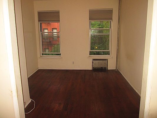 3rd image of 428 E 66th St #1C