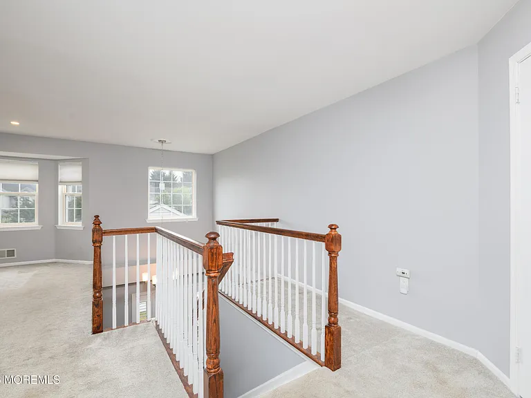 75 McKinley Dr — Photo 15