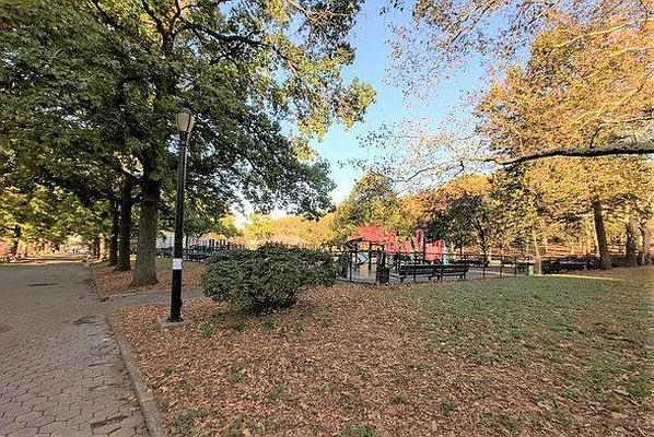 Rented by EXR | media 14