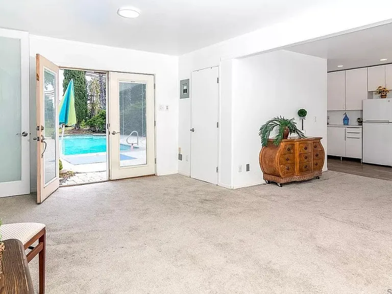 Jonell Ct — Photo 4