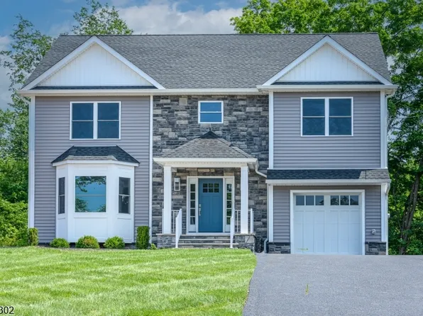 142 Passaic Ave, Roseland Boro, NJ 07068
