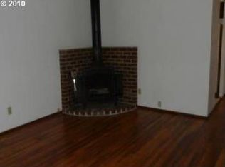 15336 SE Hawthorne Ct, Portland, OR 97233
