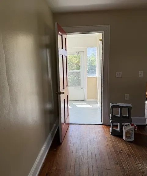 306 Front Ave — Photo 8
