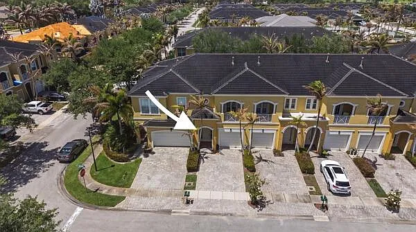 6109 NW Kendra Ln — Photo 25