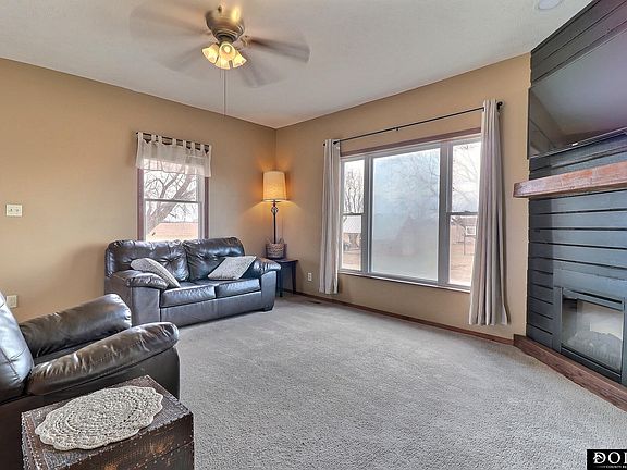 2nd image of 1020 Birch St