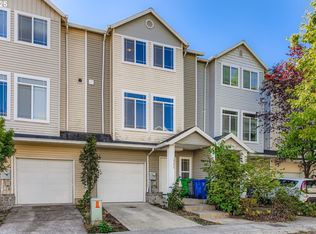 10424 SE Oak St, Portland, OR 97216